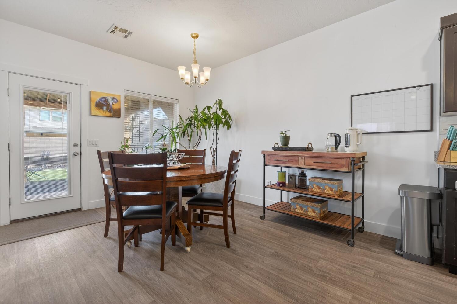 DESERT RIM - Residential