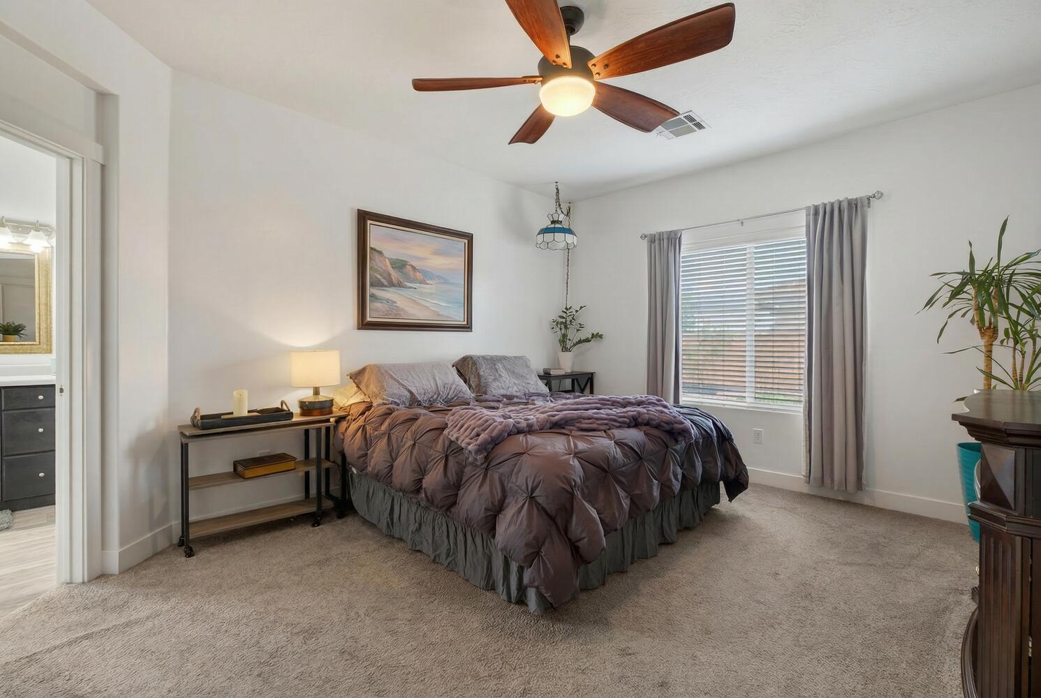 DESERT RIM - Residential