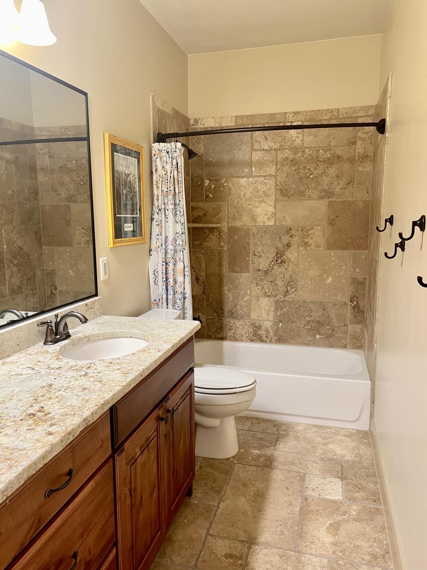 REDSTONE SPRINGS - Residential