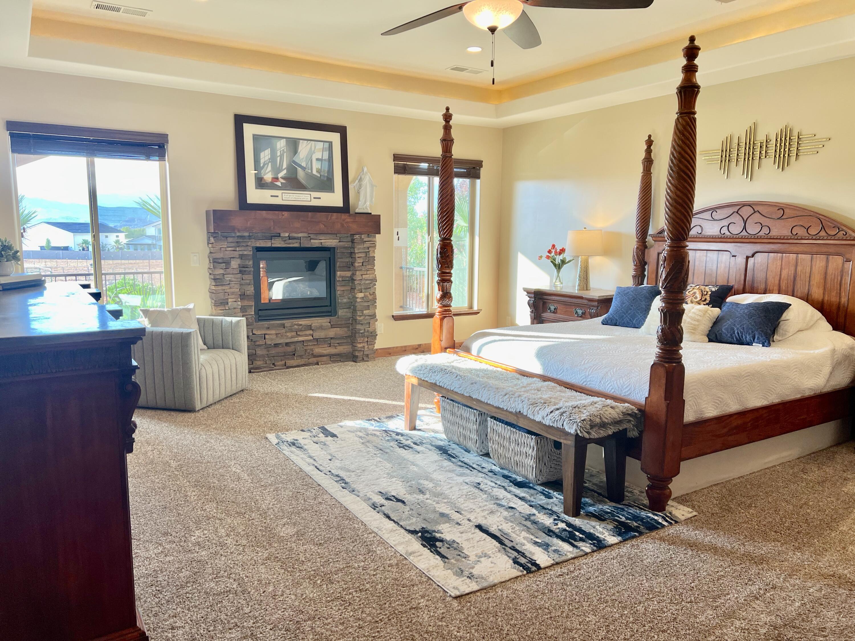 REDSTONE SPRINGS - Residential