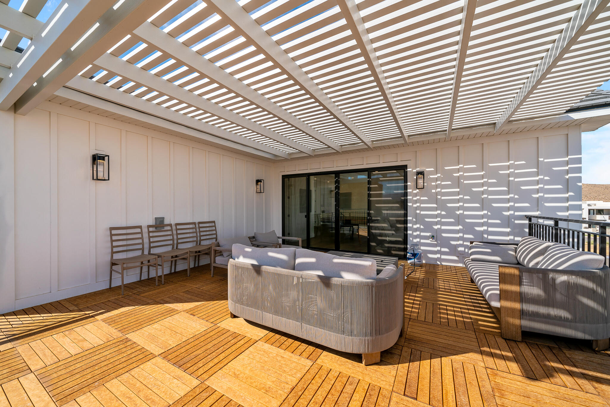 DESERT COLOR RESORT - Residential