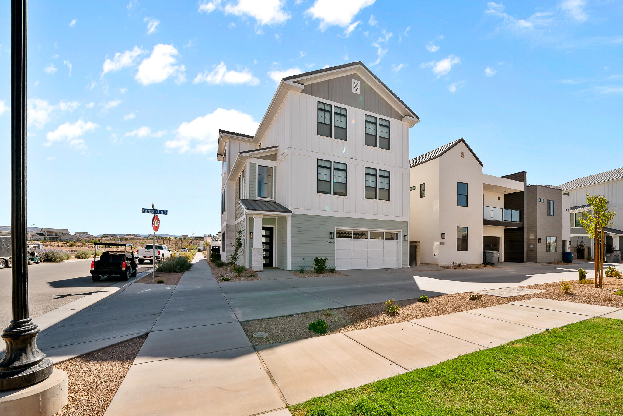 DESERT COLOR RESORT - Residential