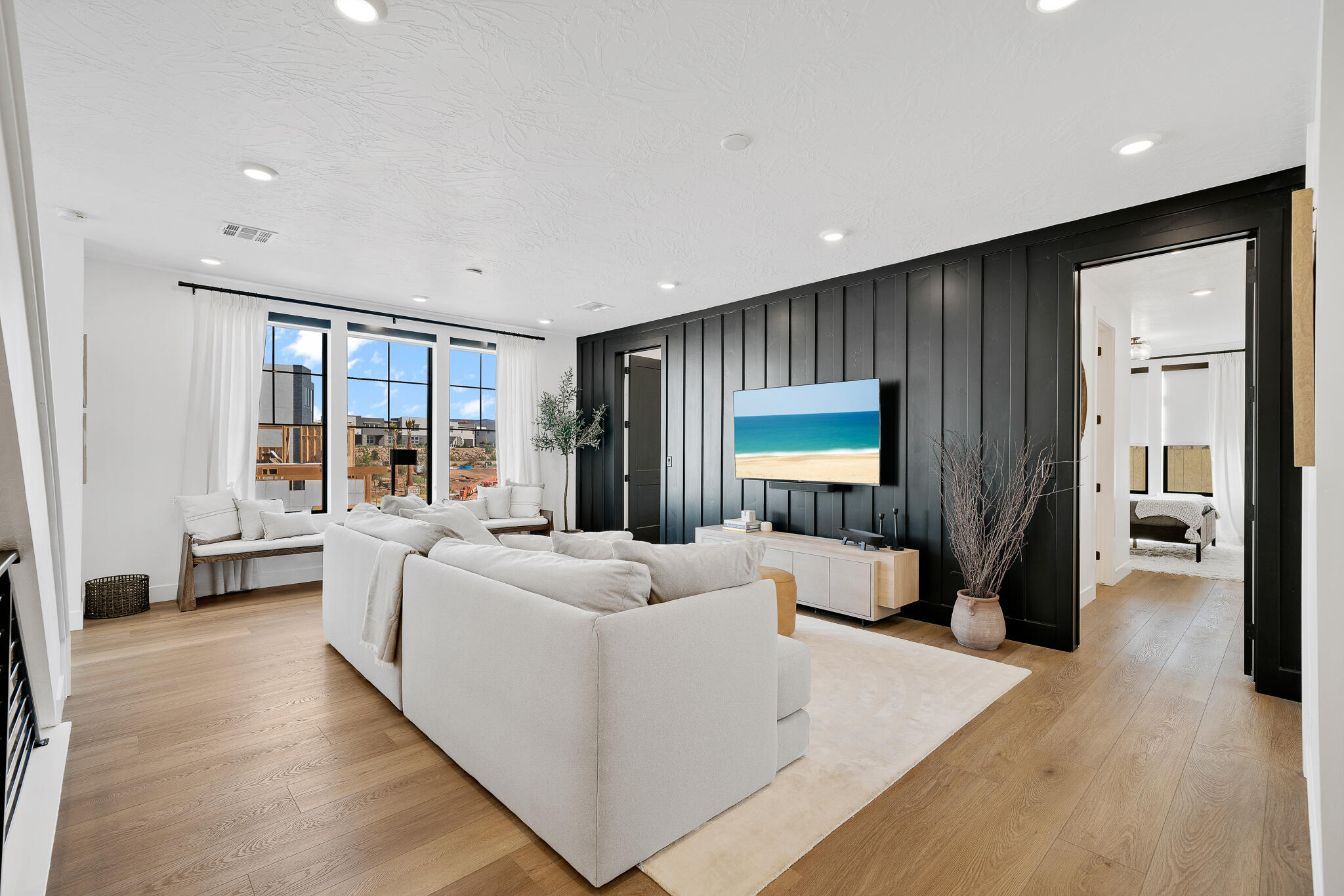 DESERT COLOR RESORT - Residential