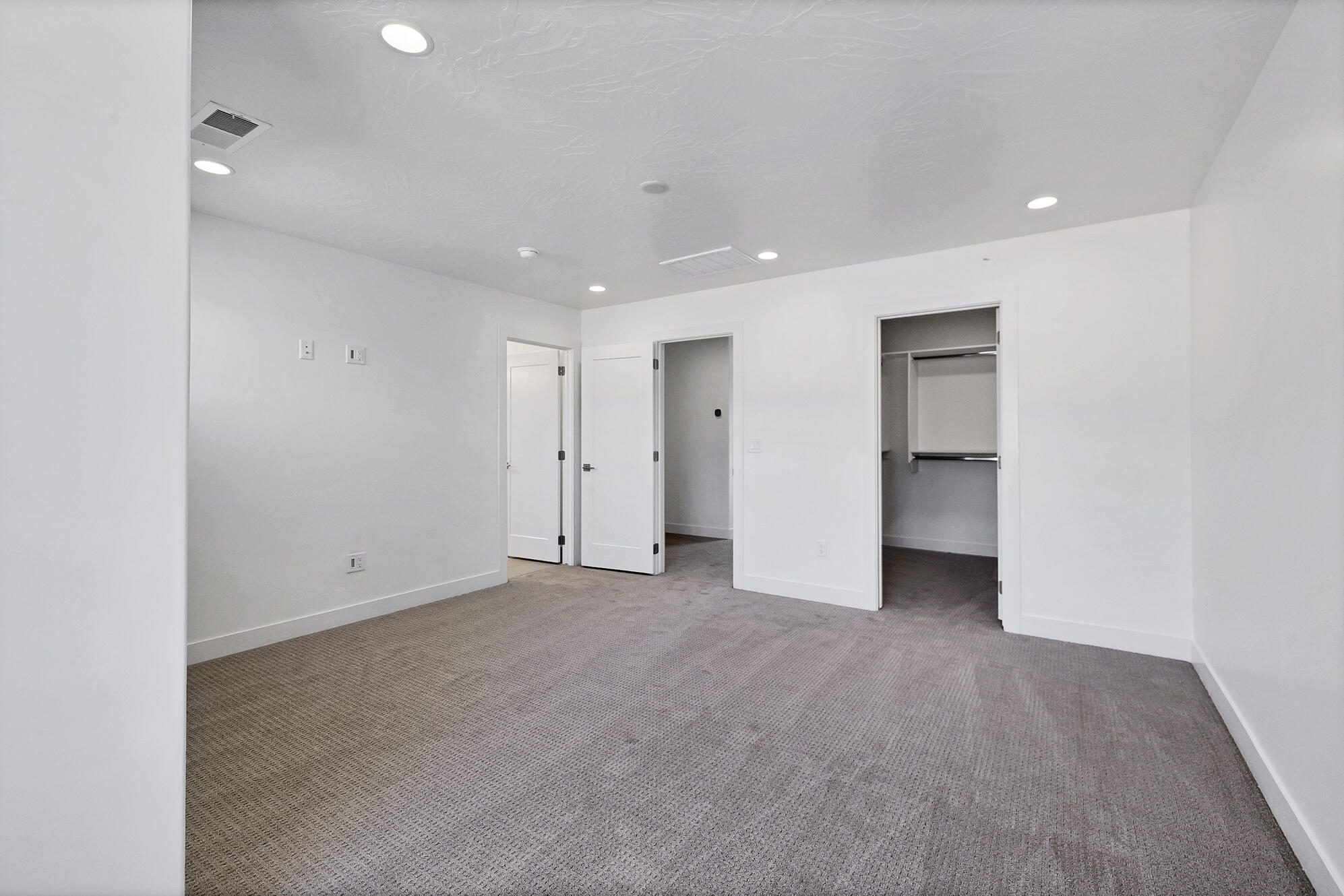 SENDERA AT SIENNA HILLS - Residential