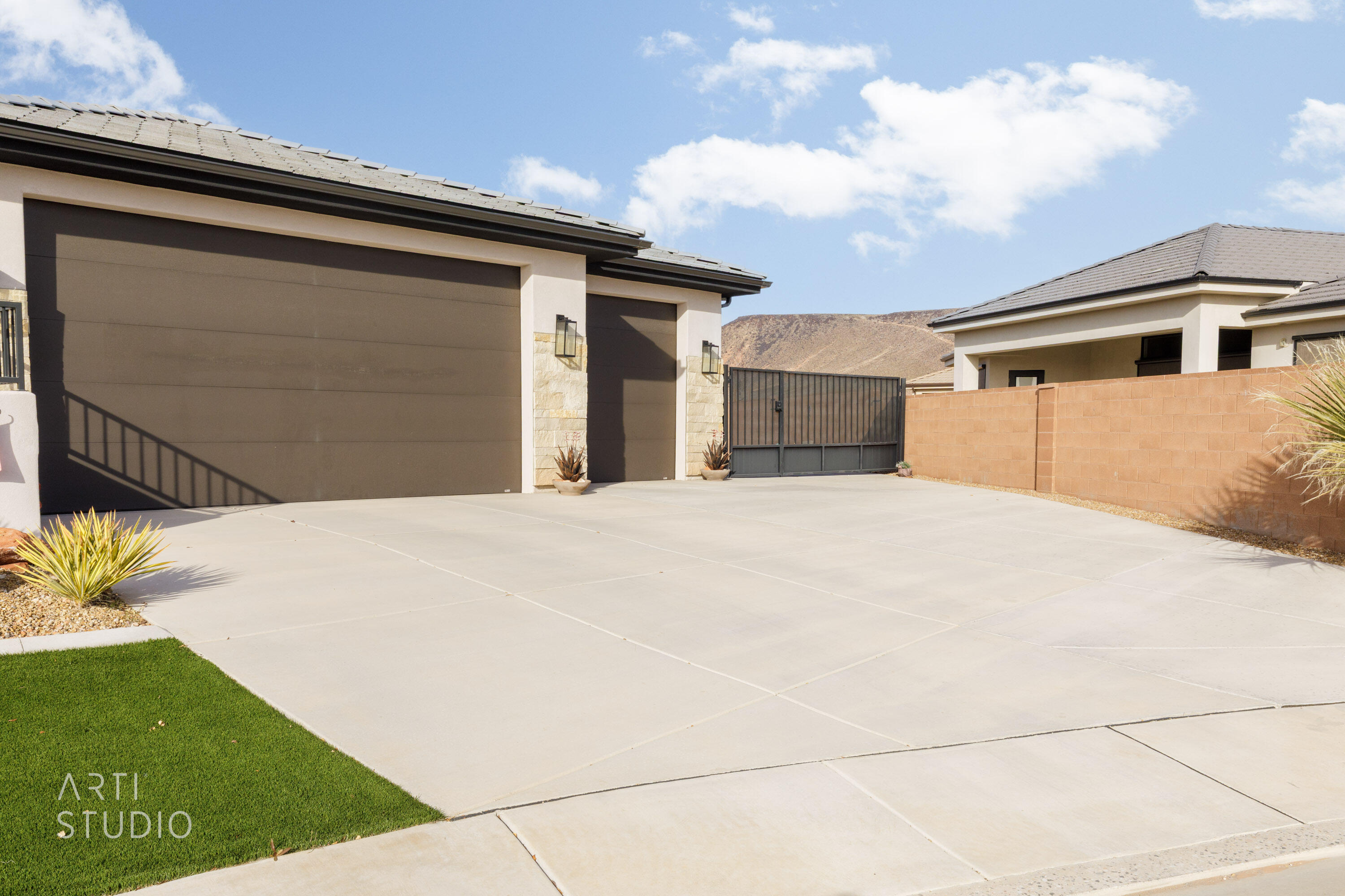 WASHINGTON VISTA - Residential