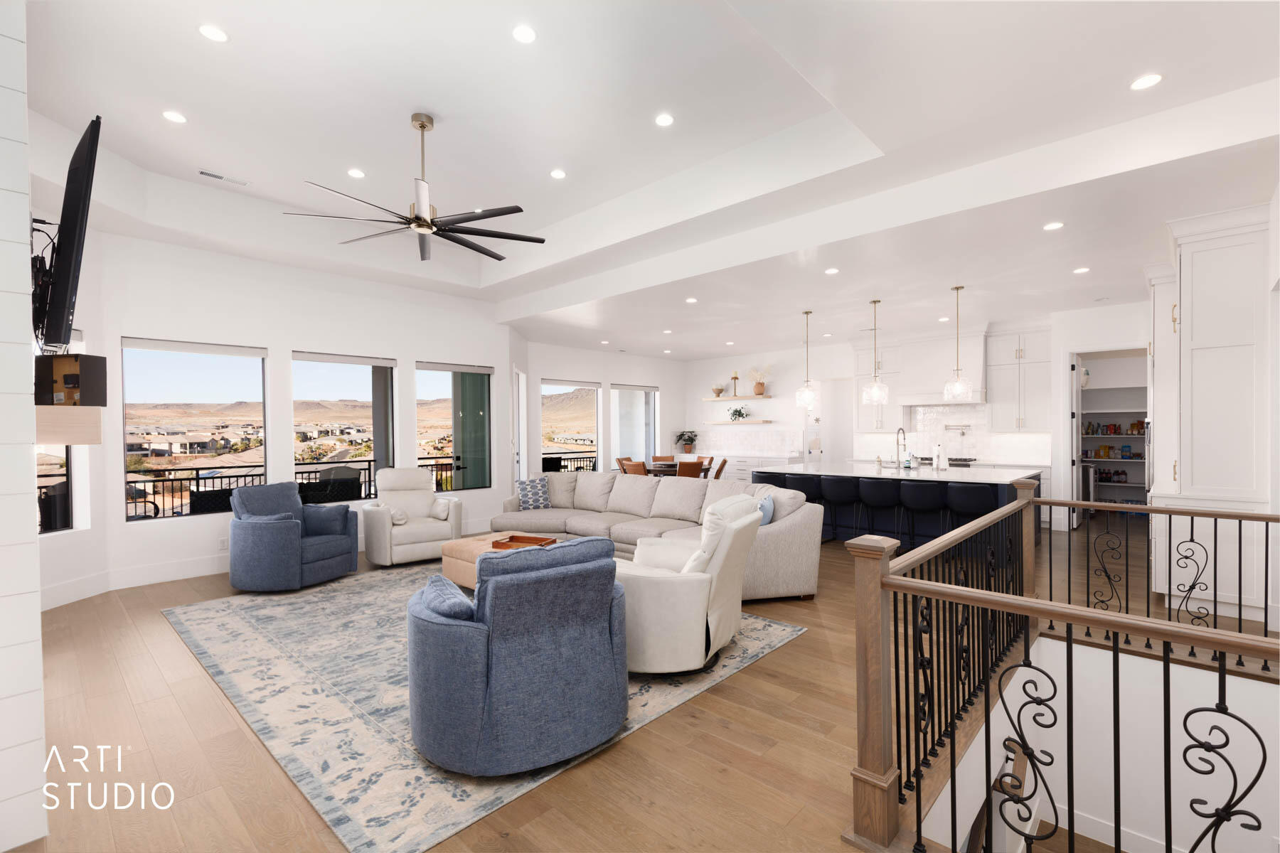 WASHINGTON VISTA - Residential