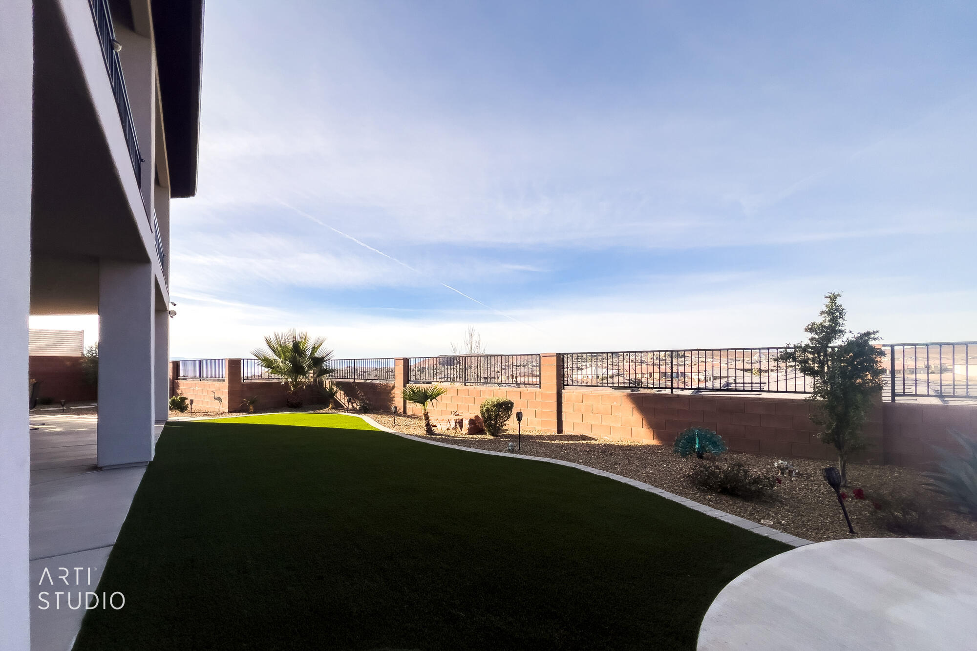 WASHINGTON VISTA - Residential