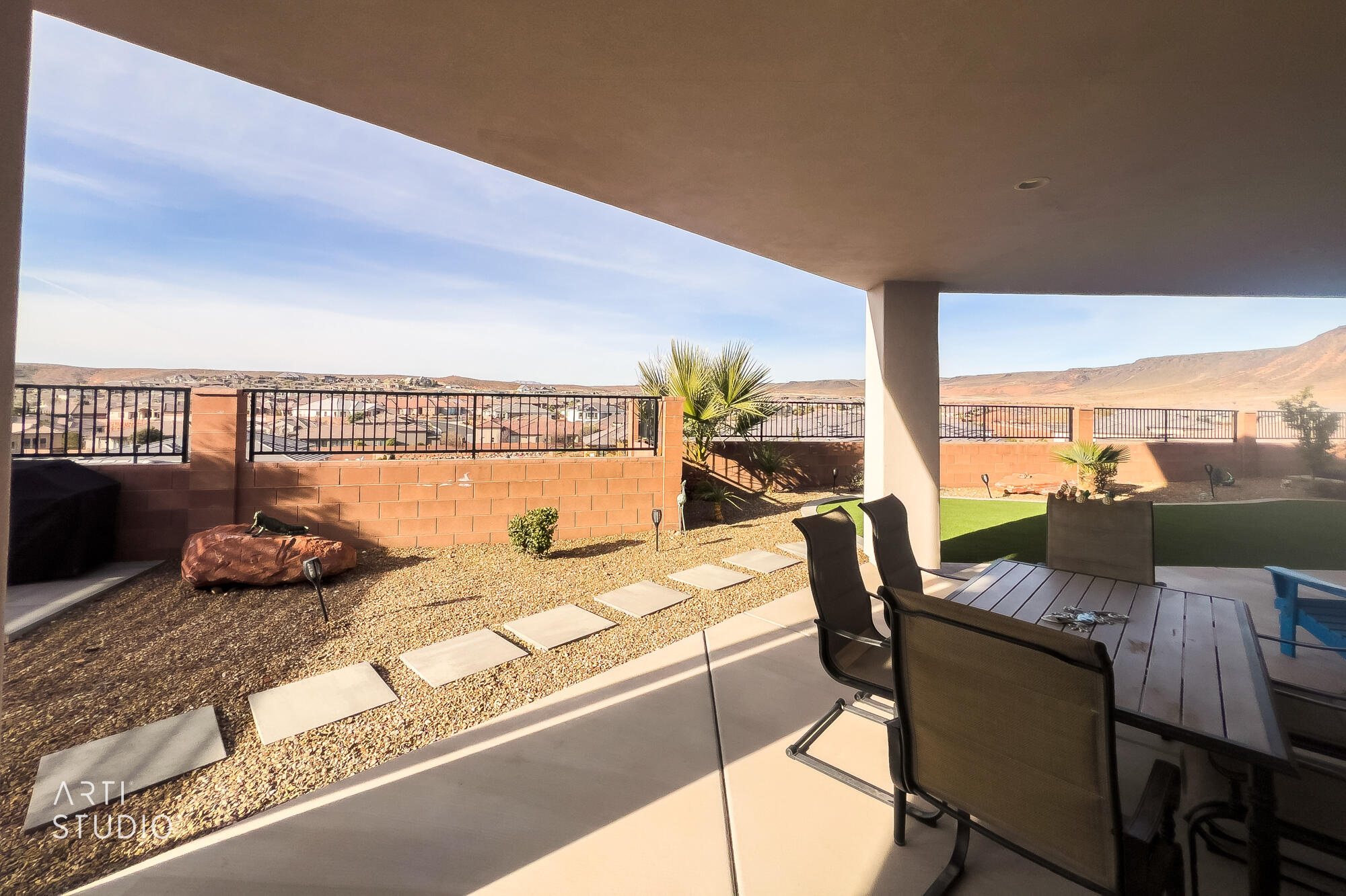 WASHINGTON VISTA - Residential