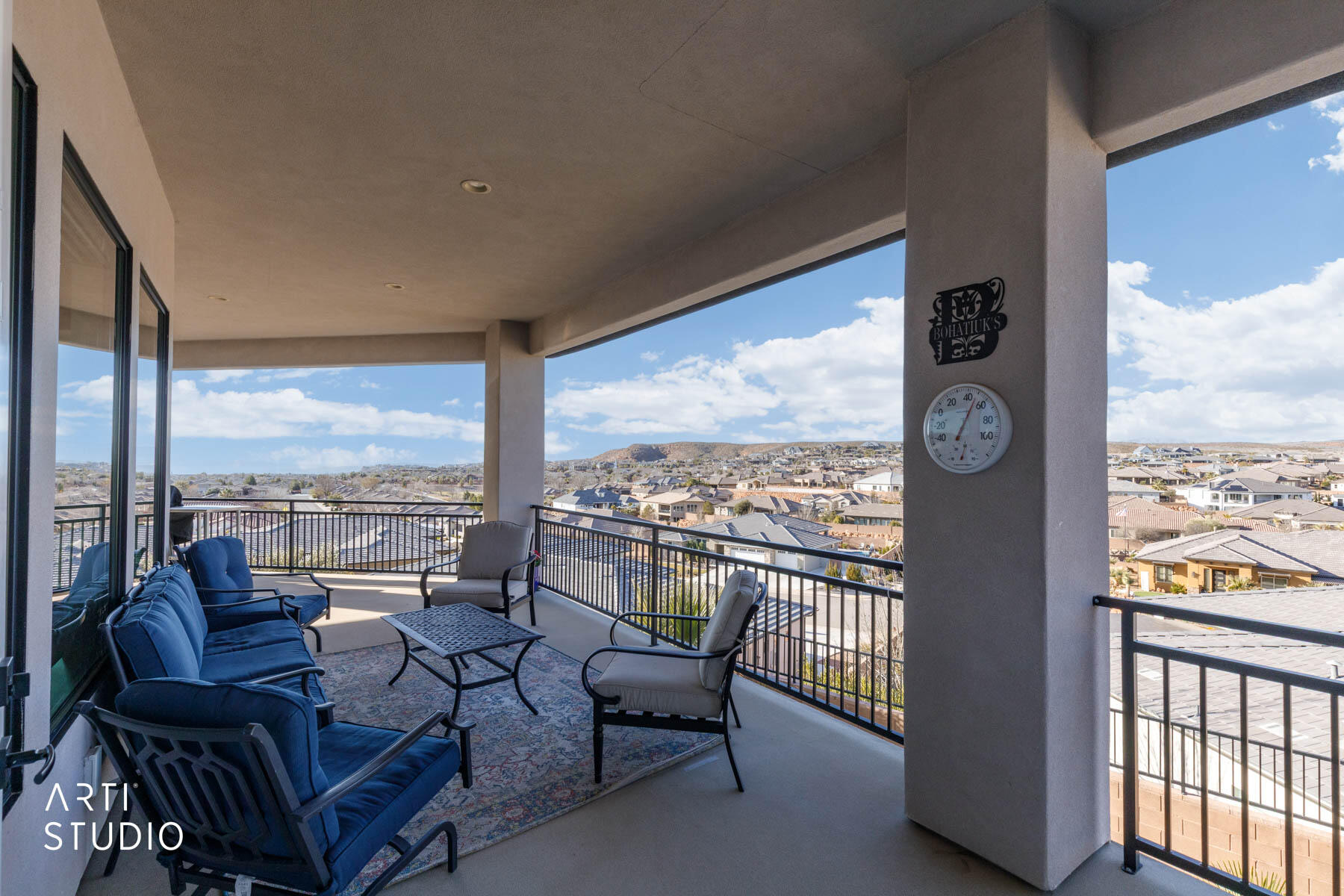 WASHINGTON VISTA - Residential