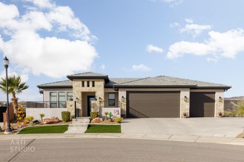 Photo of 870 W TORTOISE CIR, Washington, UT 84780 (MLS # 26-268273)