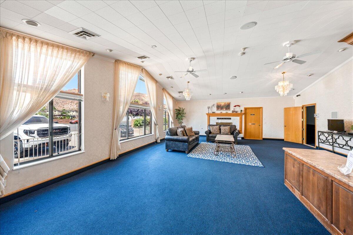 SHORT CREEK - Residential Income