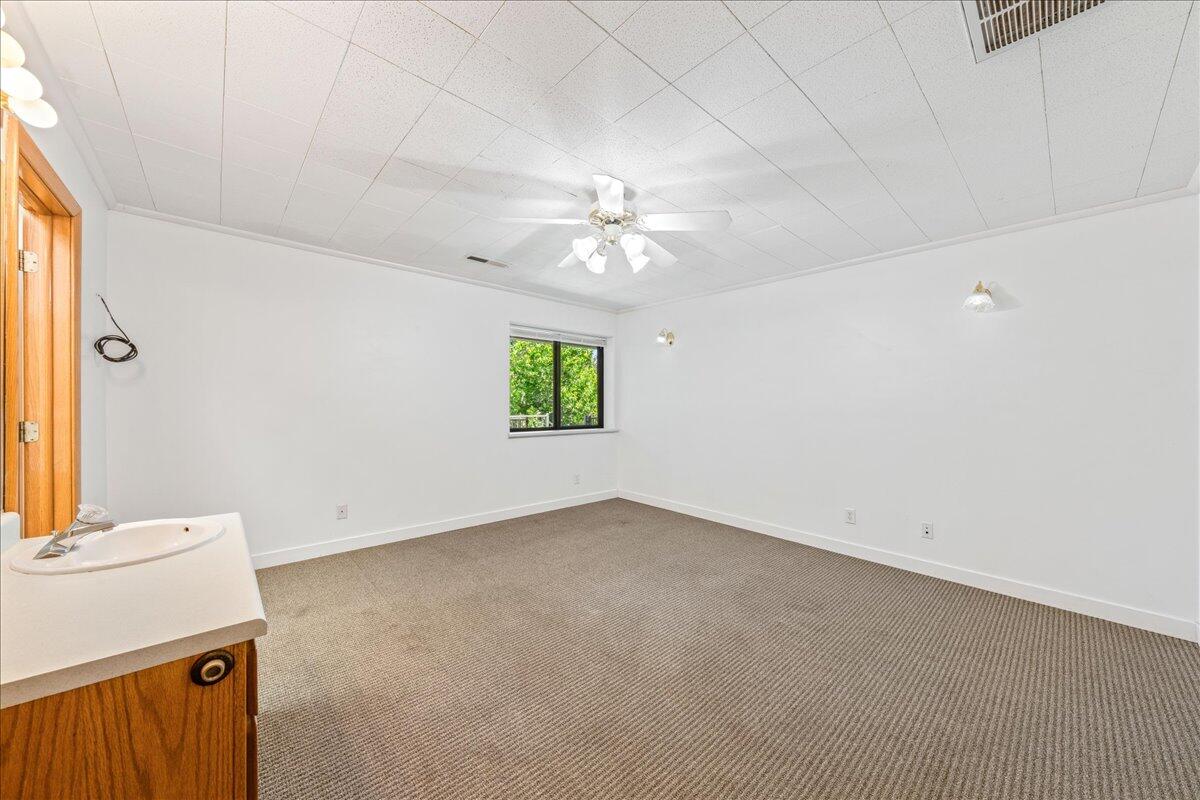 SHORT CREEK - Residential Income