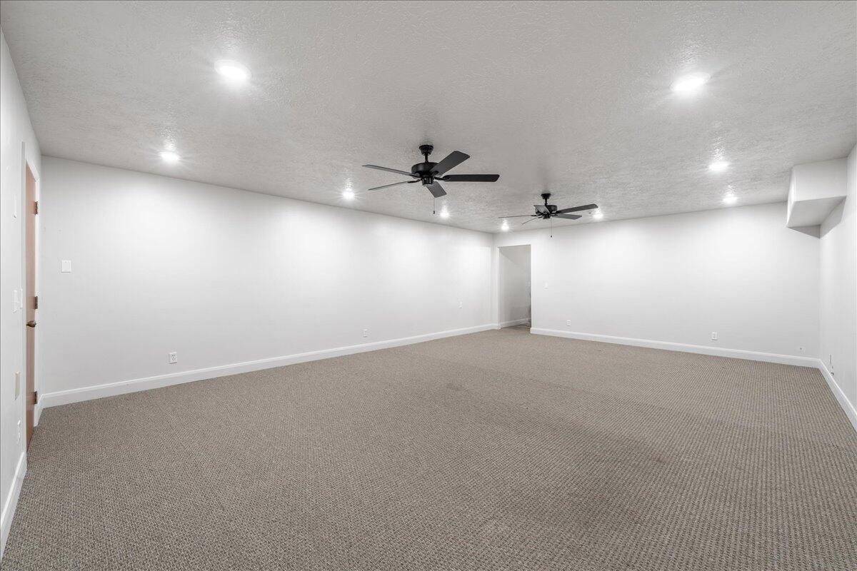 SHORT CREEK - Residential Income