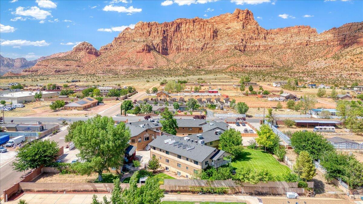 SHORT CREEK - Residential Income