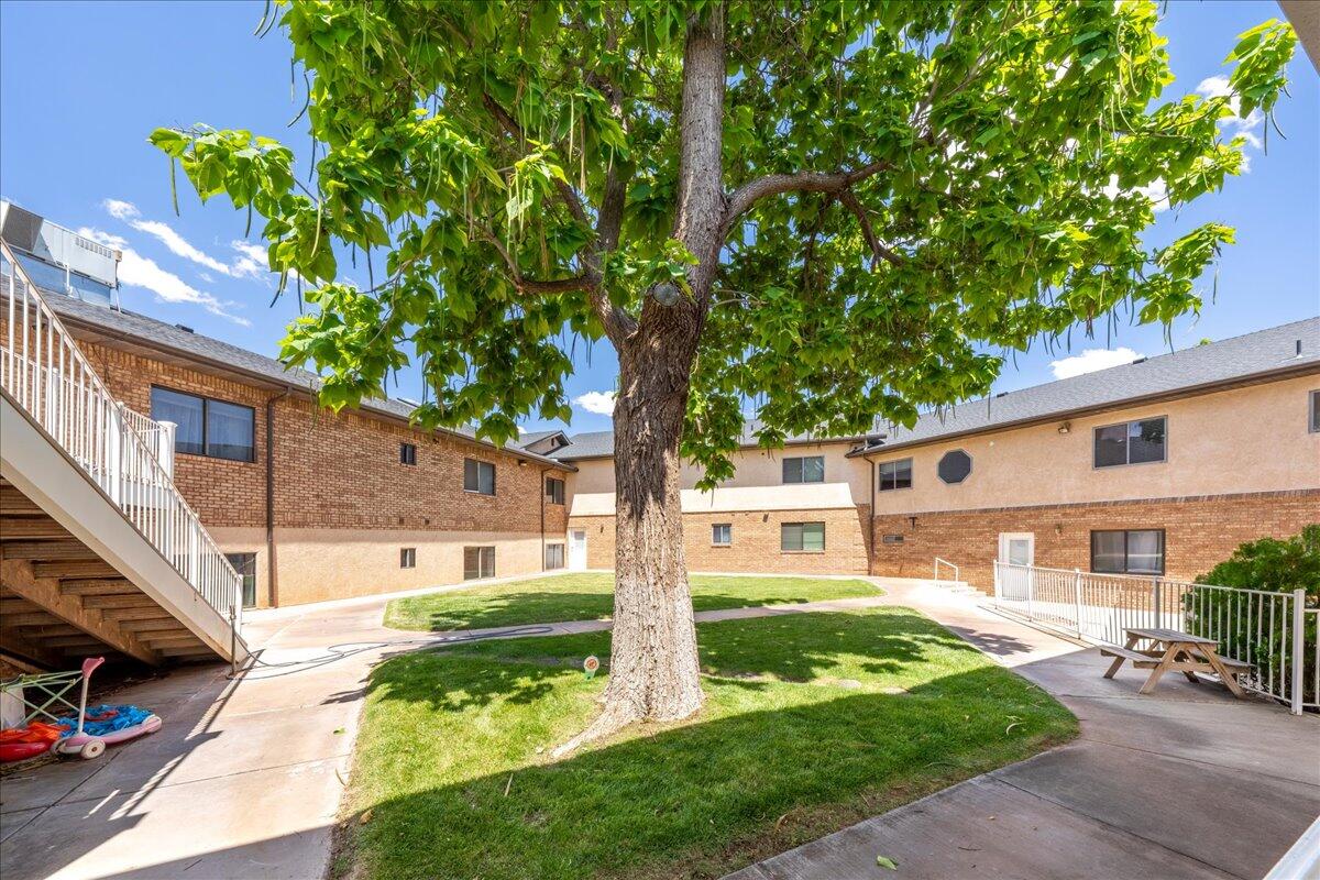 SHORT CREEK - Residential Income