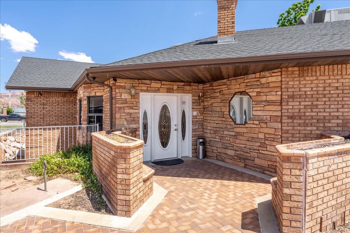 SHORT CREEK - Residential Income