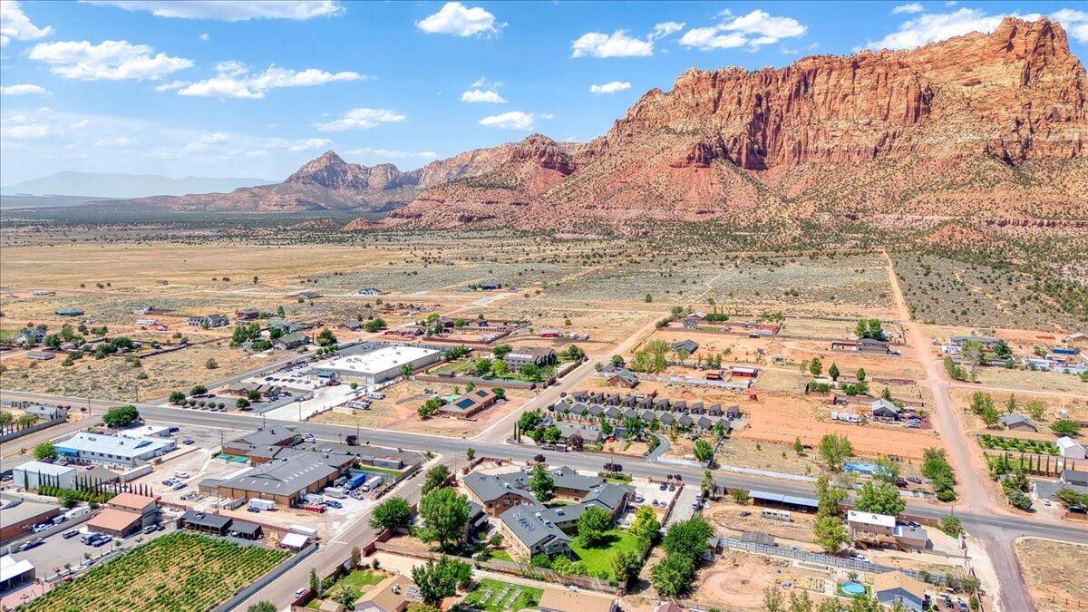 SHORT CREEK - Residential Income