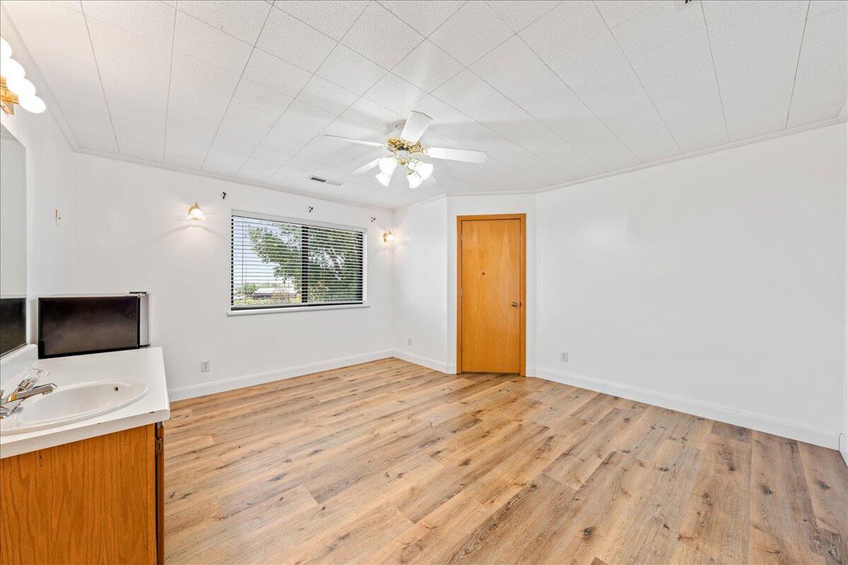 SHORT CREEK - Residential Income