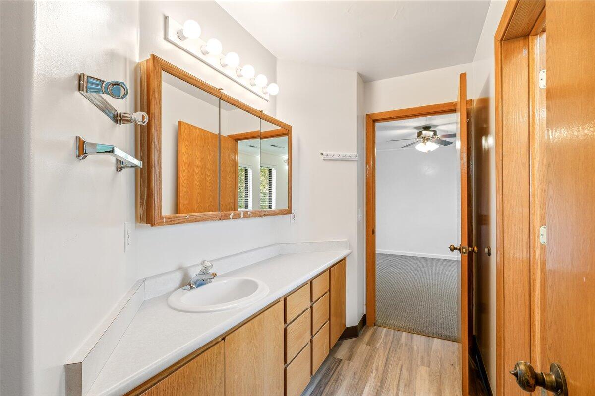 SHORT CREEK - Residential Income