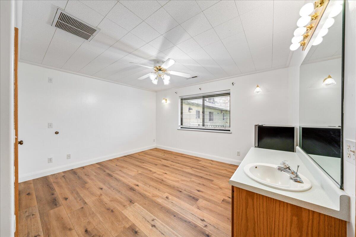 SHORT CREEK - Residential Income