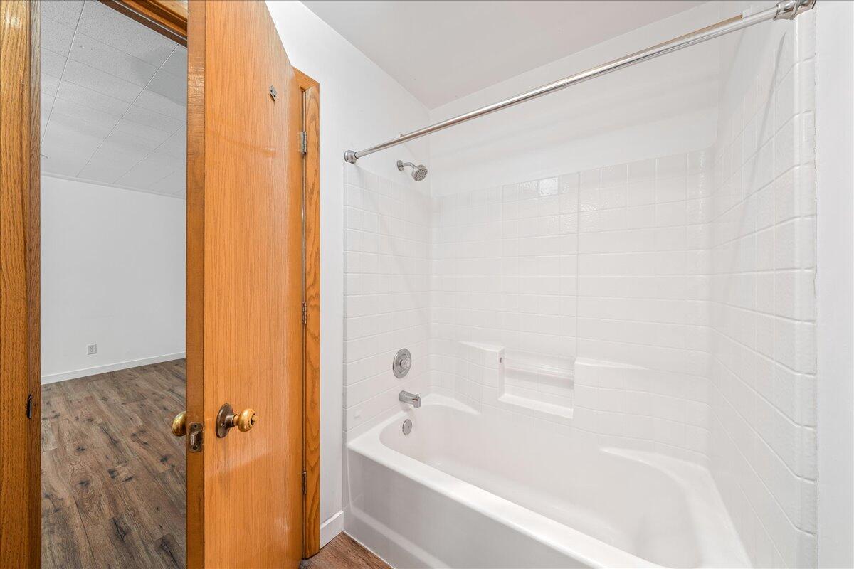 SHORT CREEK - Residential Income