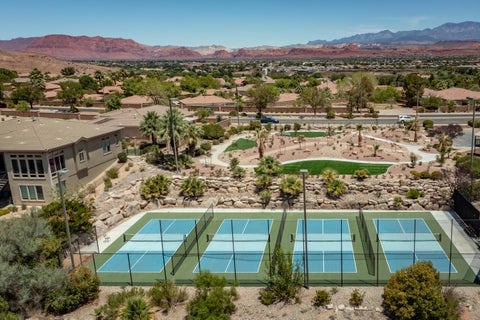 Tiny photo for 2162 W Azzurro CIR, Saint George, UT 84790 (MLS # 26-276848)