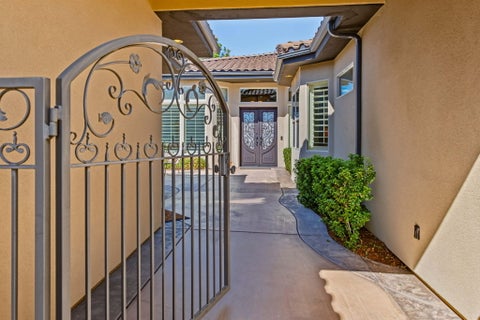 Tiny photo for 2162 W Azzurro CIR, Saint George, UT 84790 (MLS # 26-276848)