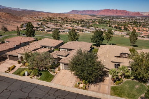 Tiny photo for 2162 W Azzurro CIR, Saint George, UT 84790 (MLS # 26-276848)
