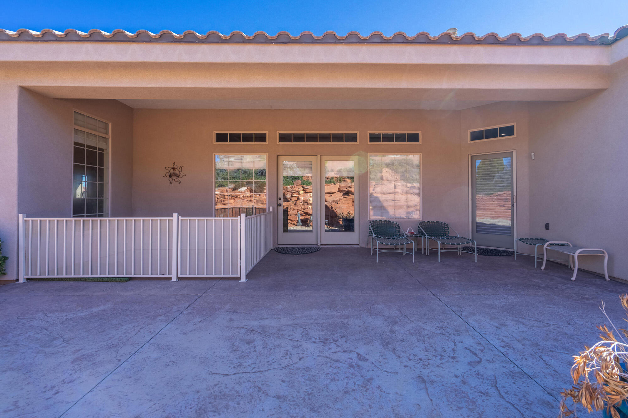 SHADOW BLUFF - Residential