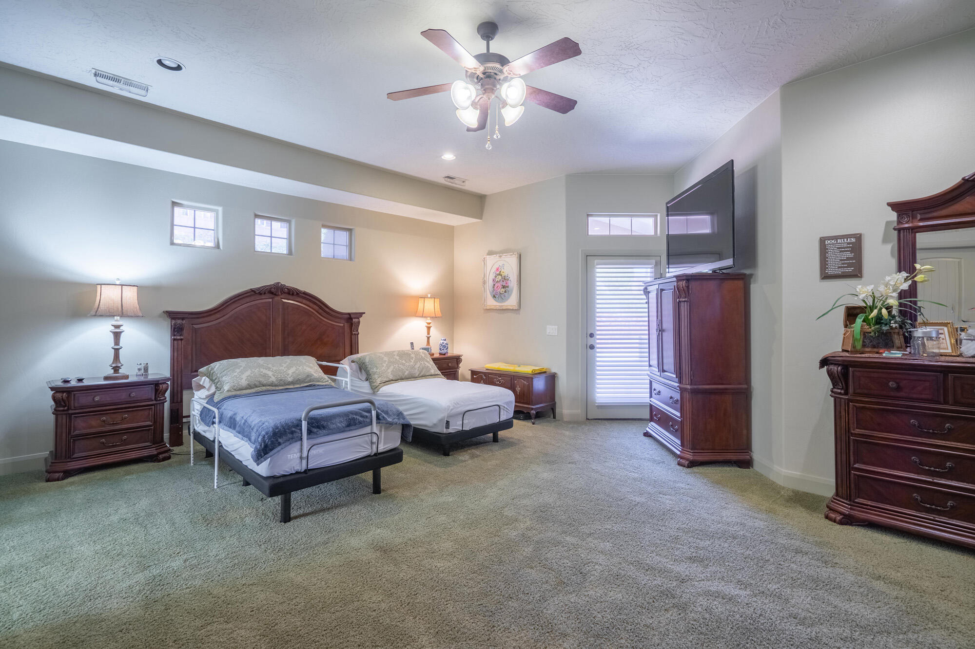 SHADOW BLUFF - Residential