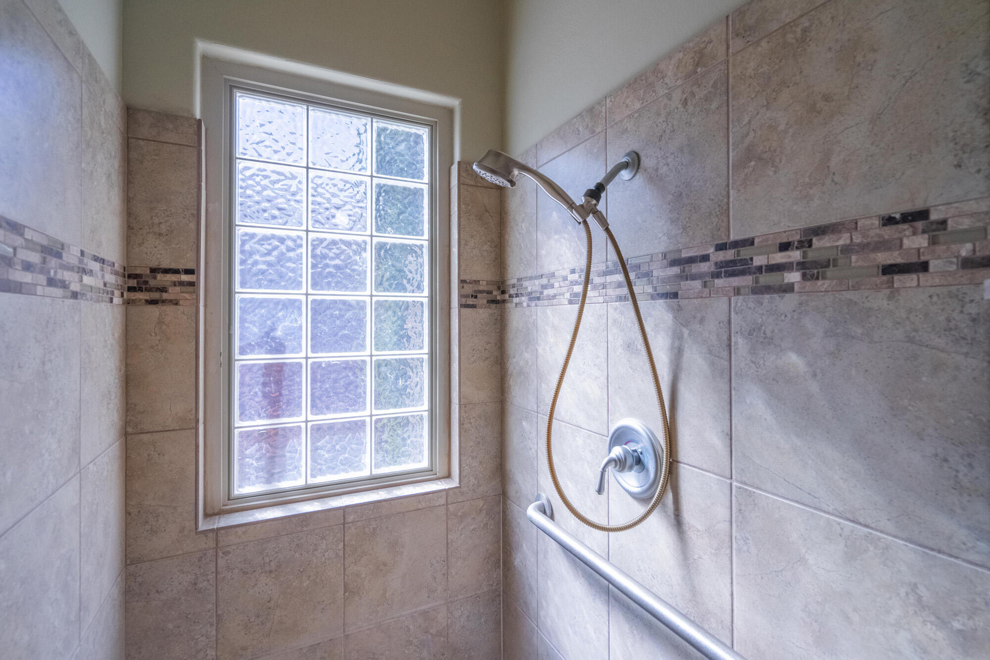 SHADOW BLUFF - Residential