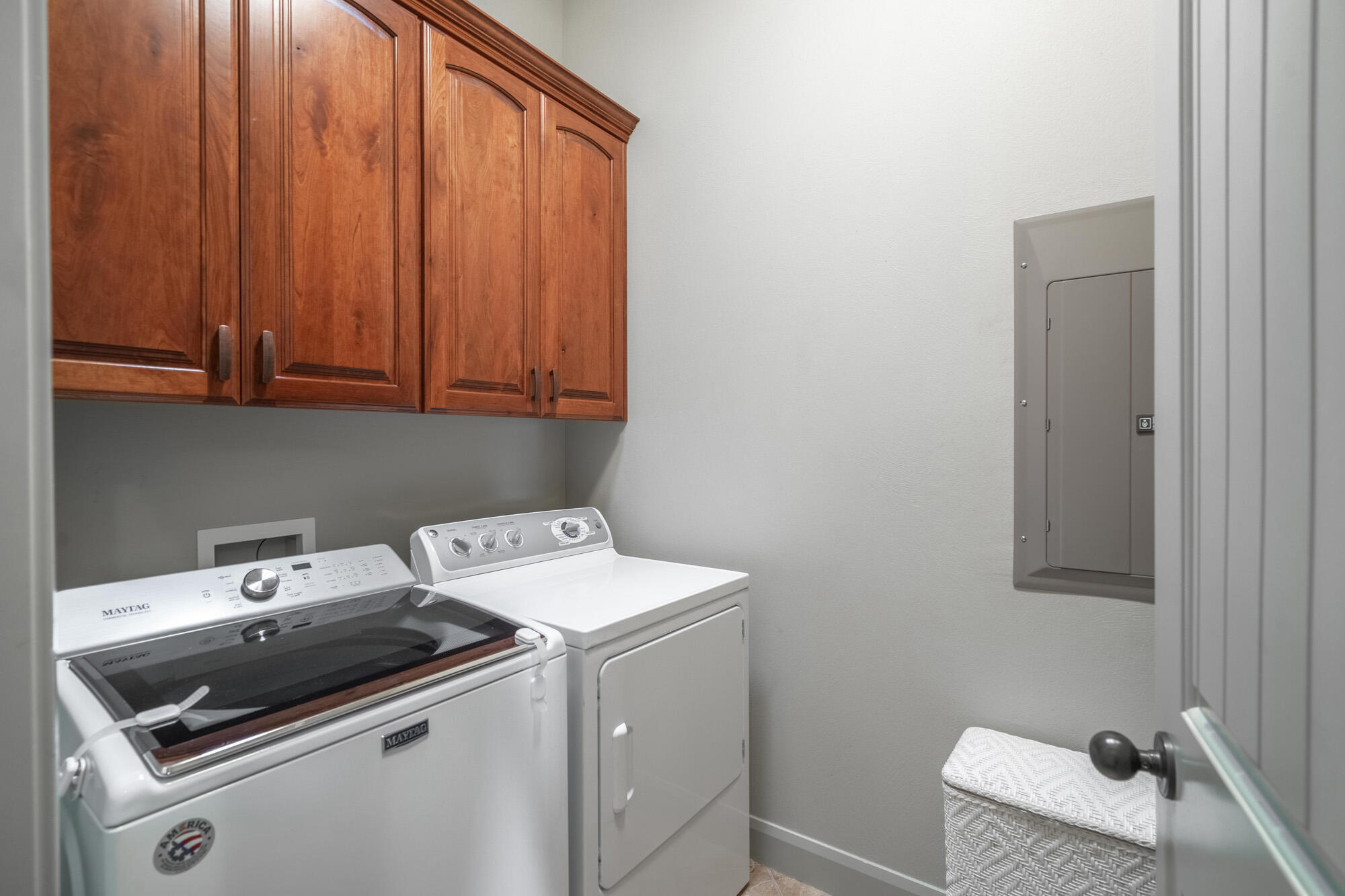 SHADOW BLUFF - Residential