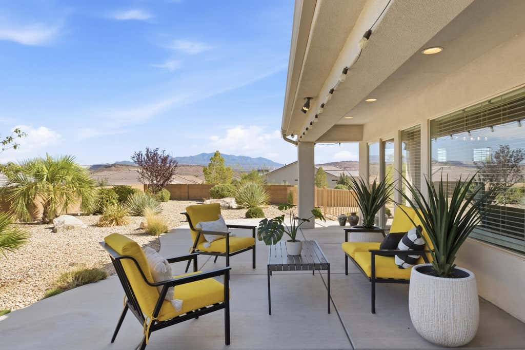 Photo of 4206 S Painted Finch DR, Saint George, UT 84790 (MLS # 26-275370)