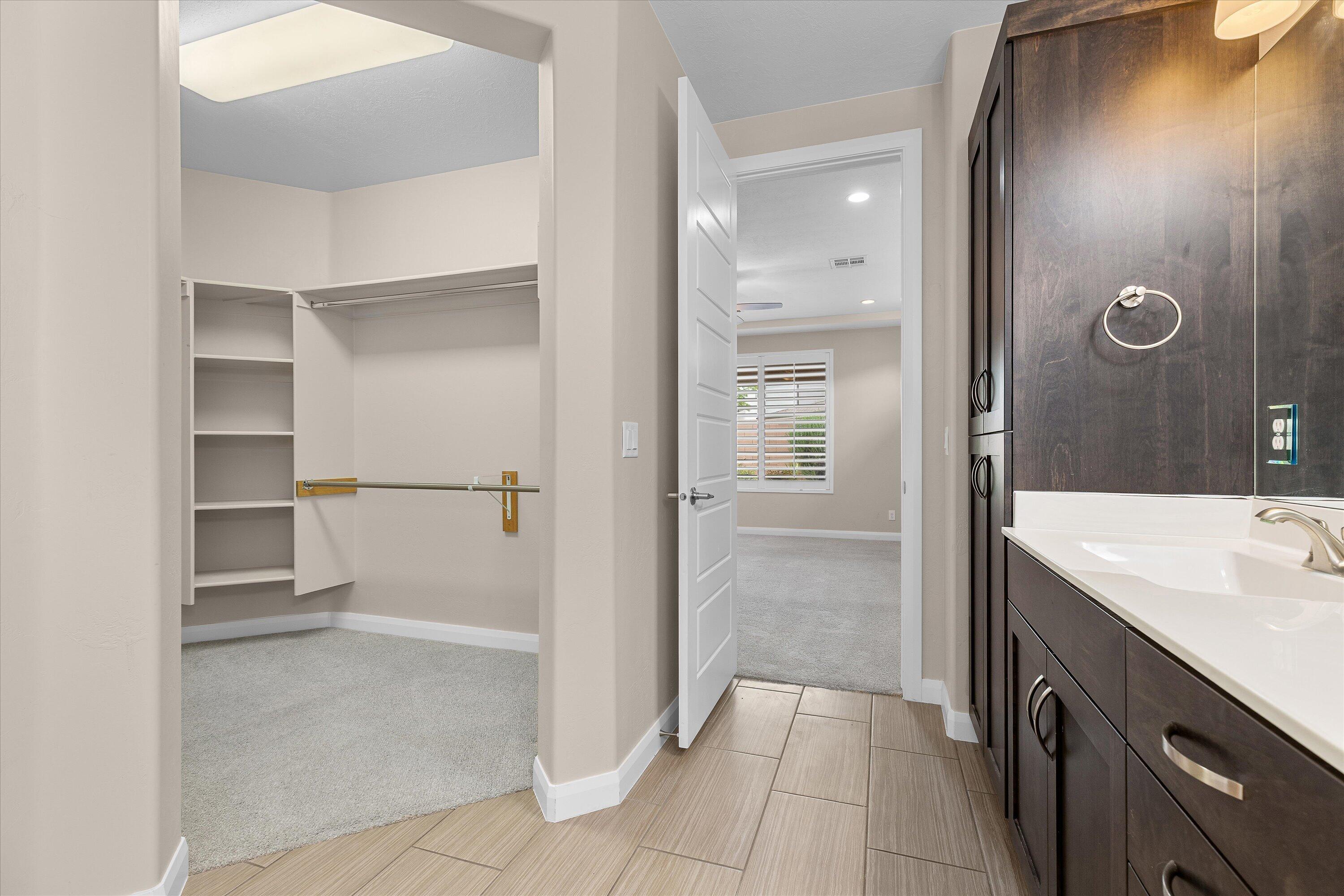 REDWOOD ESTATES - Residential
