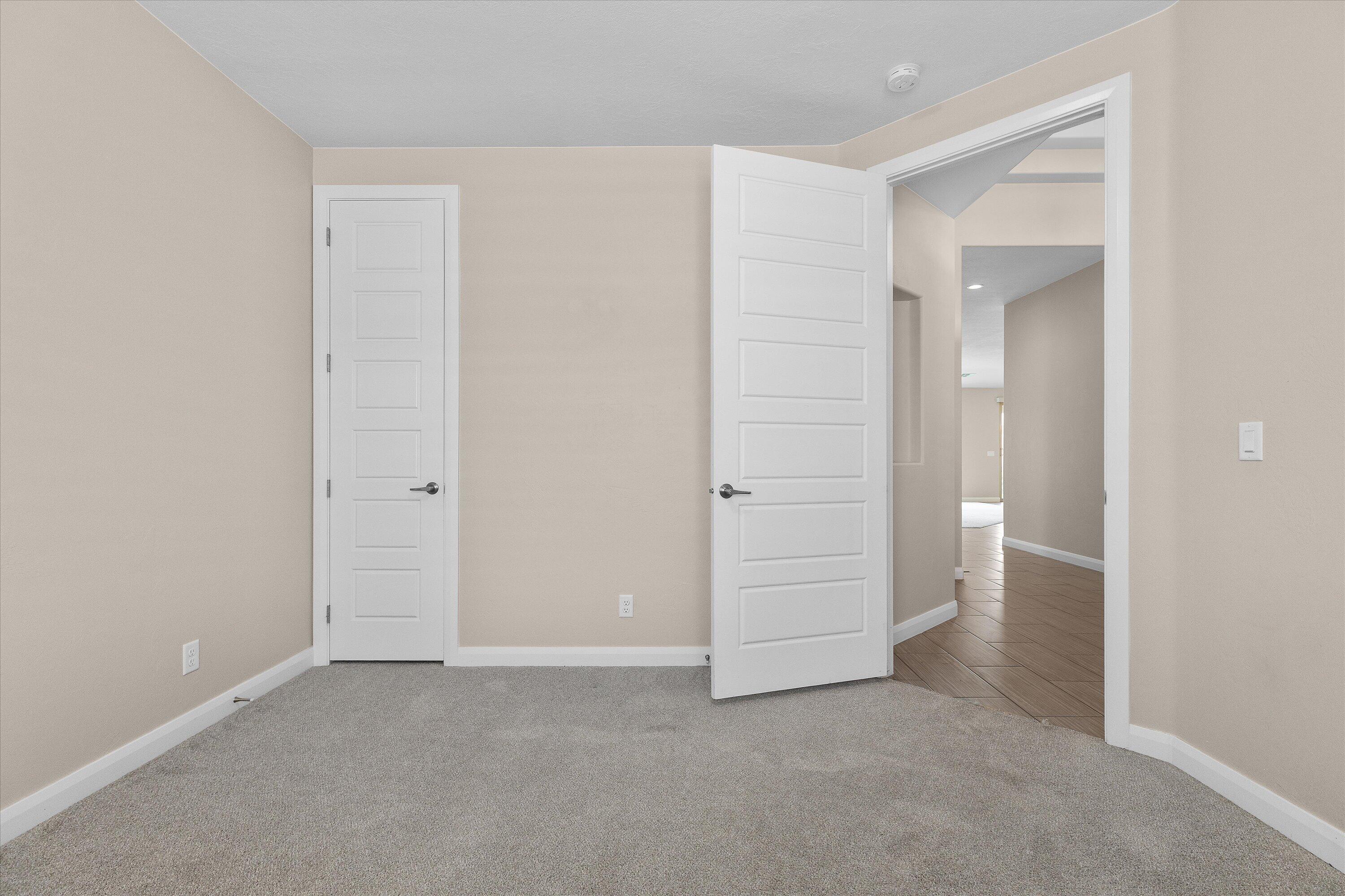 REDWOOD ESTATES - Residential