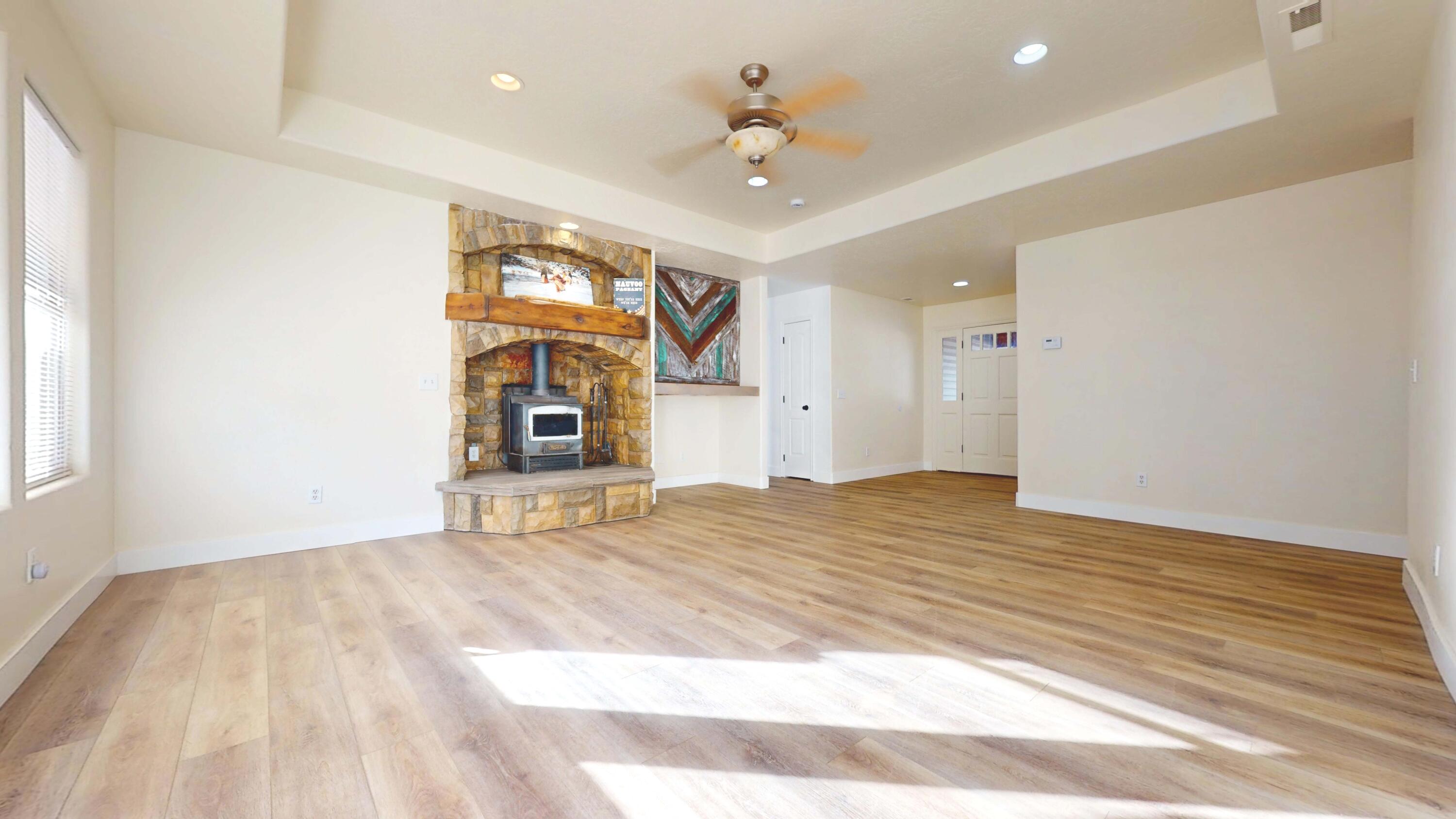 APPLE VALLEY RANCH - Residential