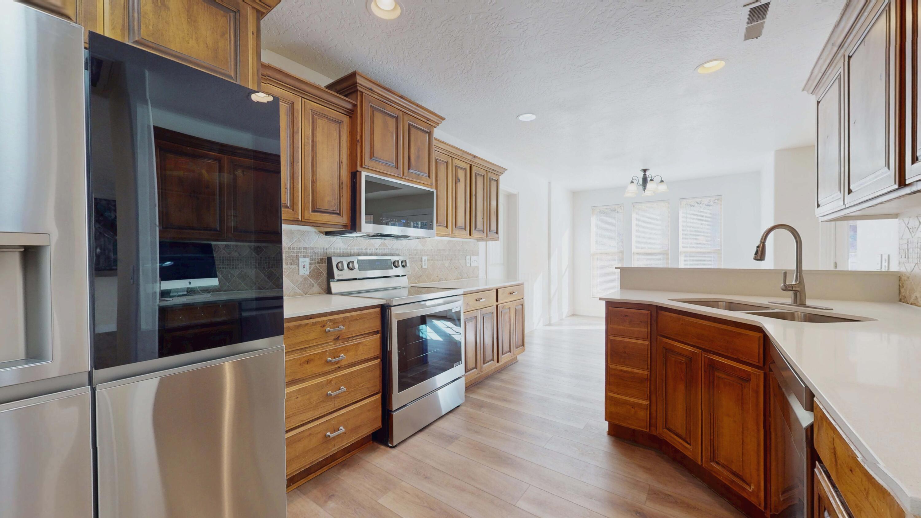 APPLE VALLEY RANCH - Residential