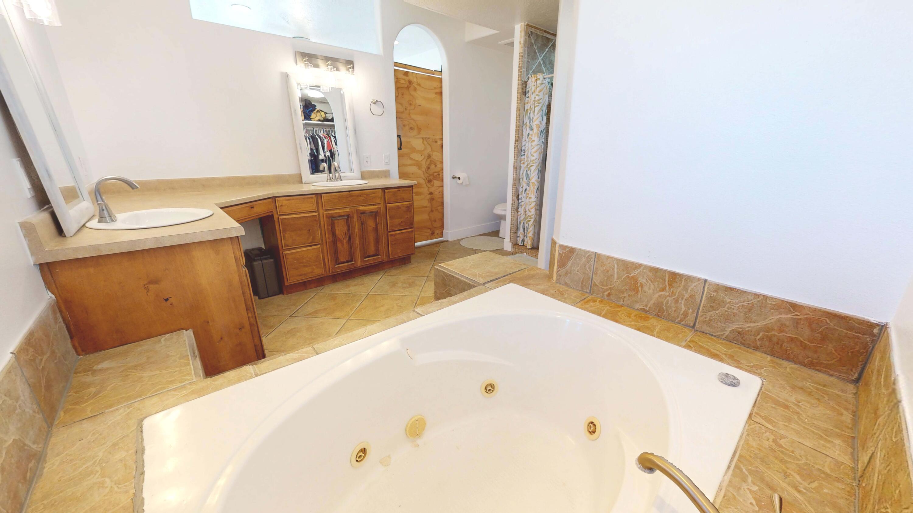 APPLE VALLEY RANCH - Residential