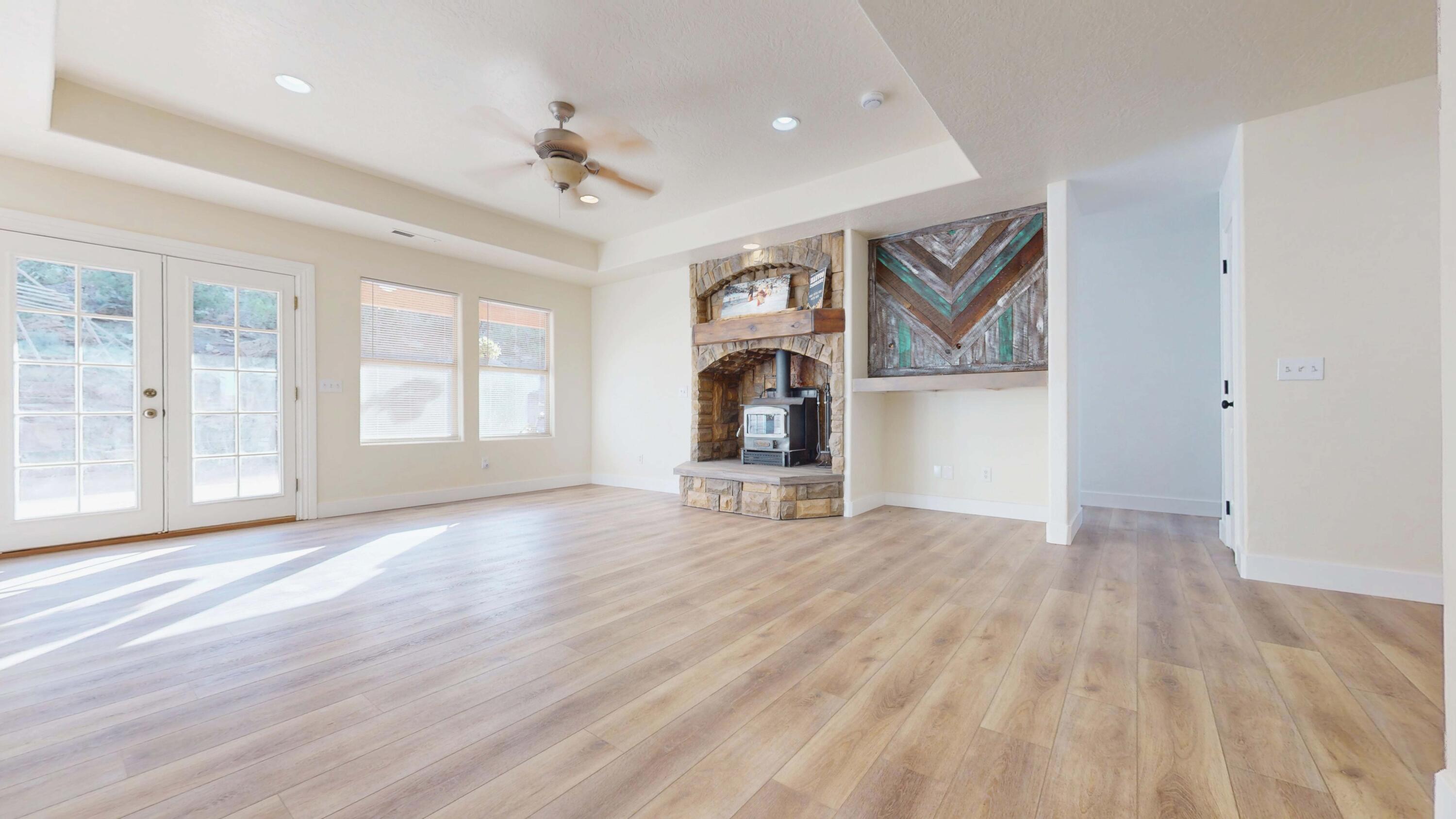 APPLE VALLEY RANCH - Residential