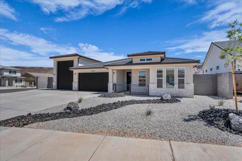 Tiny photo for 3935 S 2160 W, Hurricane, UT 84737 (MLS # 26-271705)