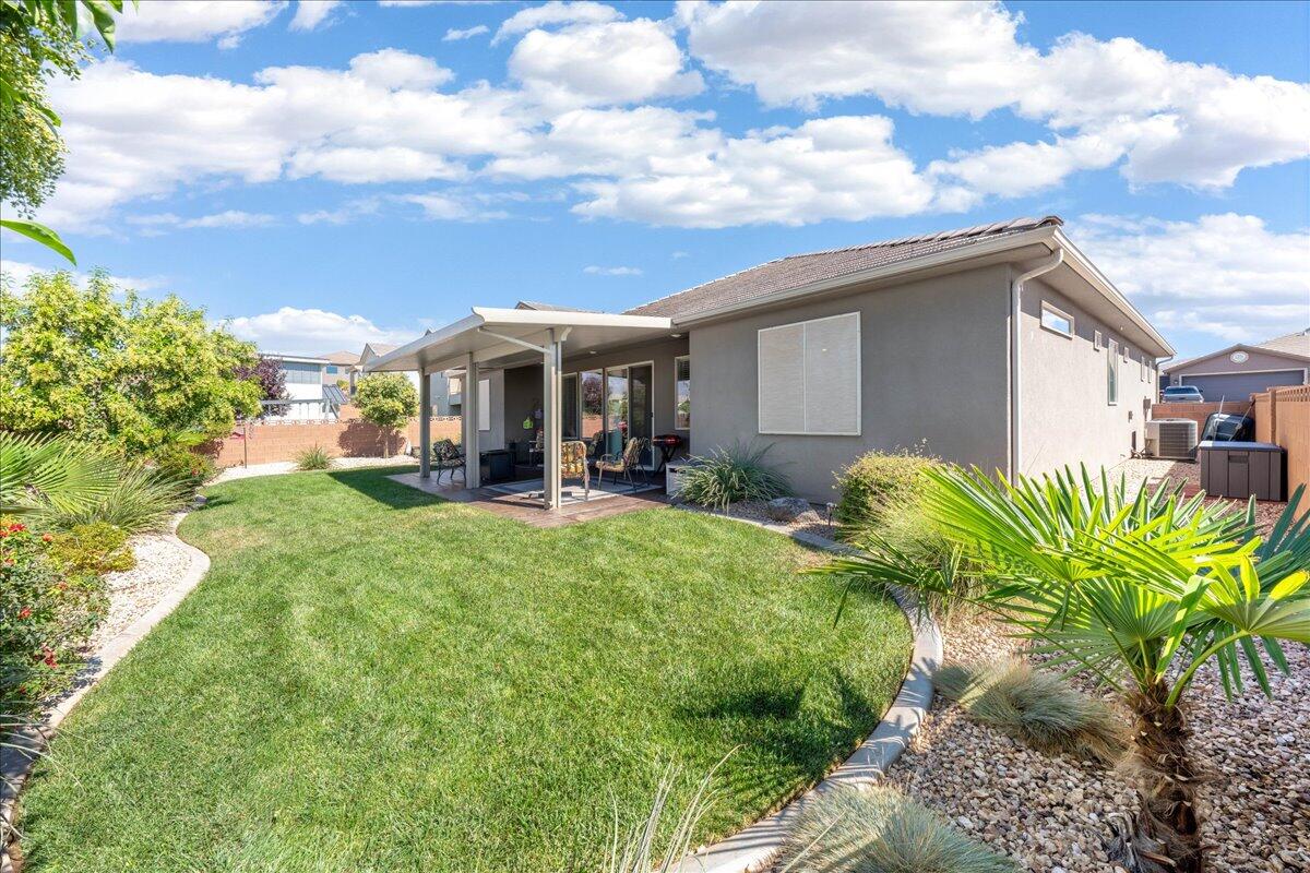 IVY WOOD - Residential