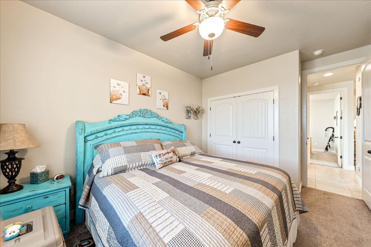 IVY WOOD - Residential