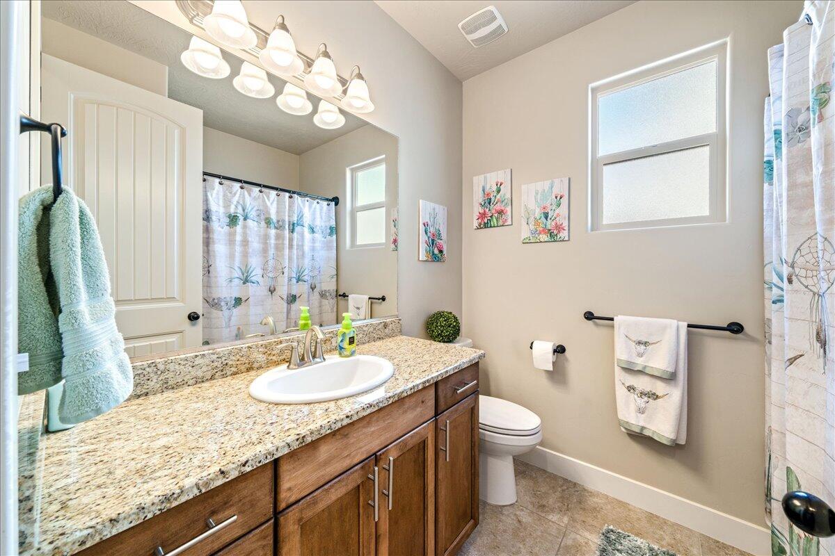 IVY WOOD - Residential