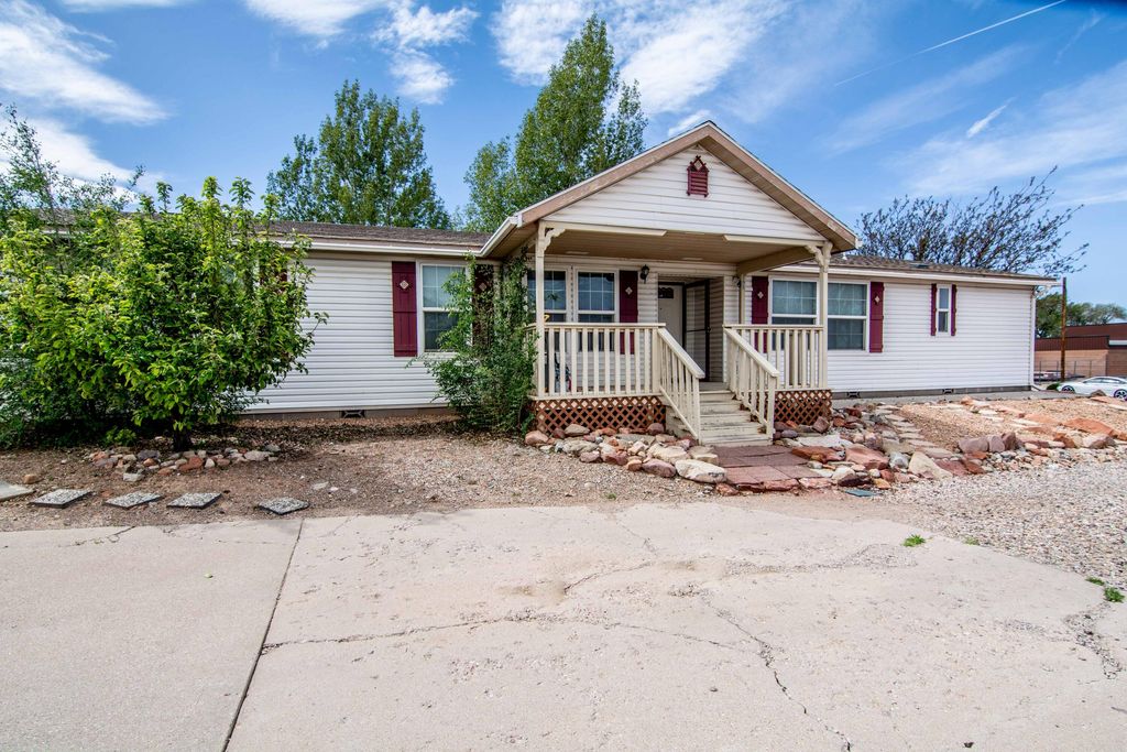 Photo of 429 S 75 E, Cedar City, UT 84720 (MLS # 26-271721)