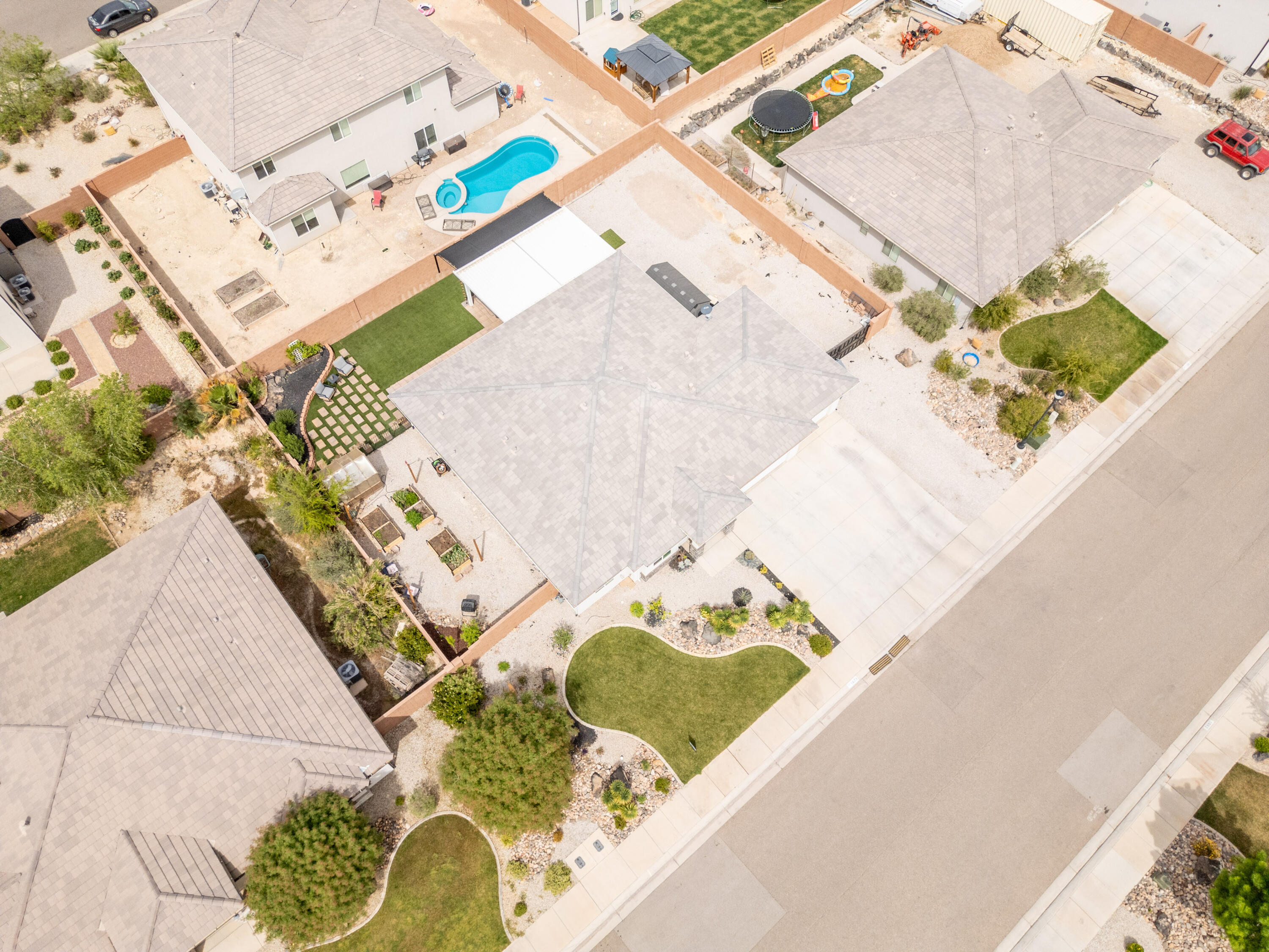 SAGE CANYON - Residential