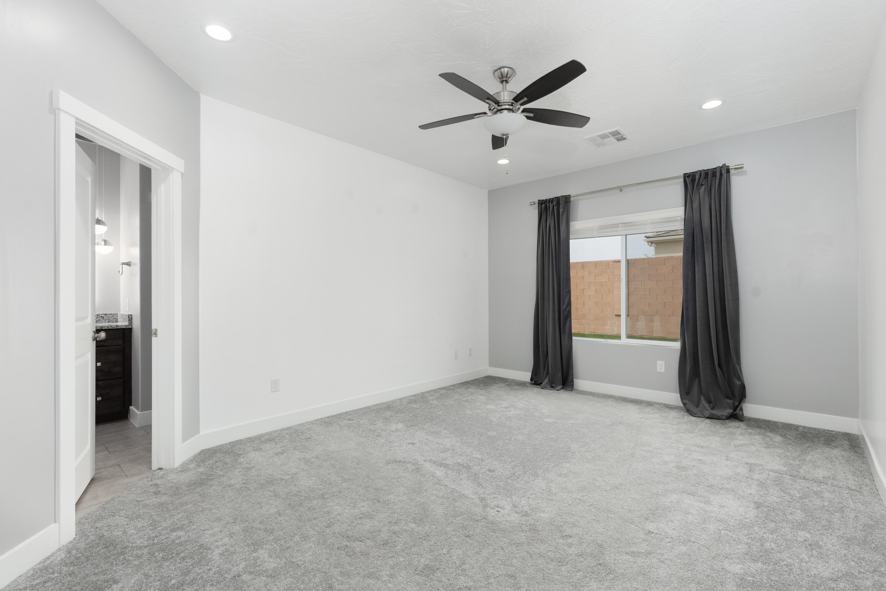 SAGE CANYON - Residential