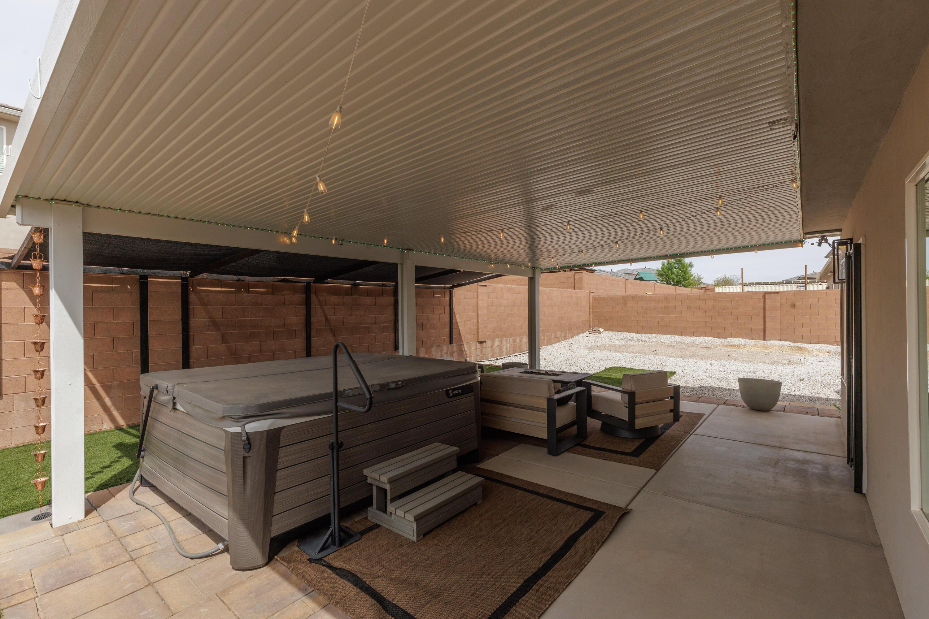 SAGE CANYON - Residential