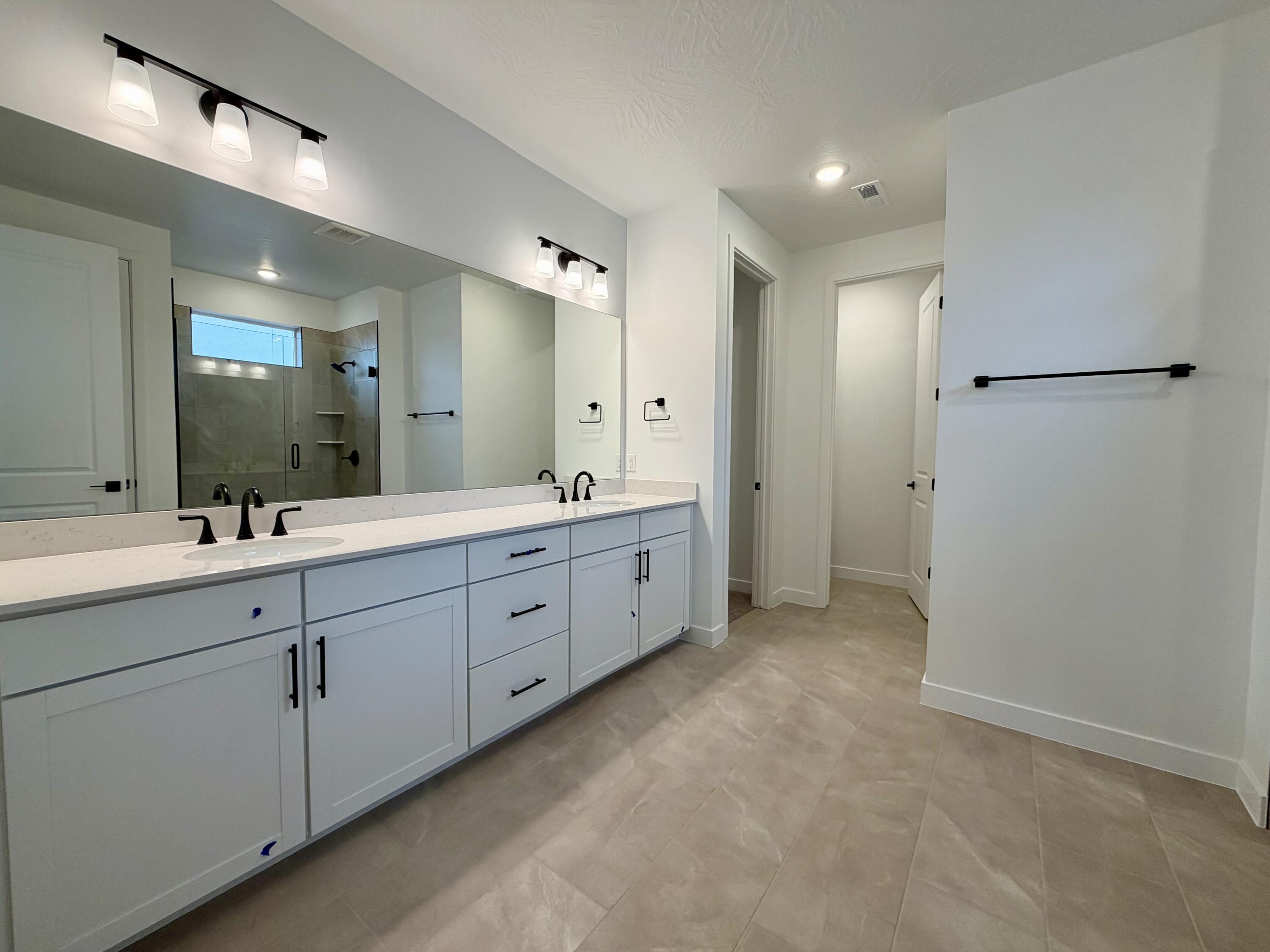 RED SLATE ESTATES - Residential