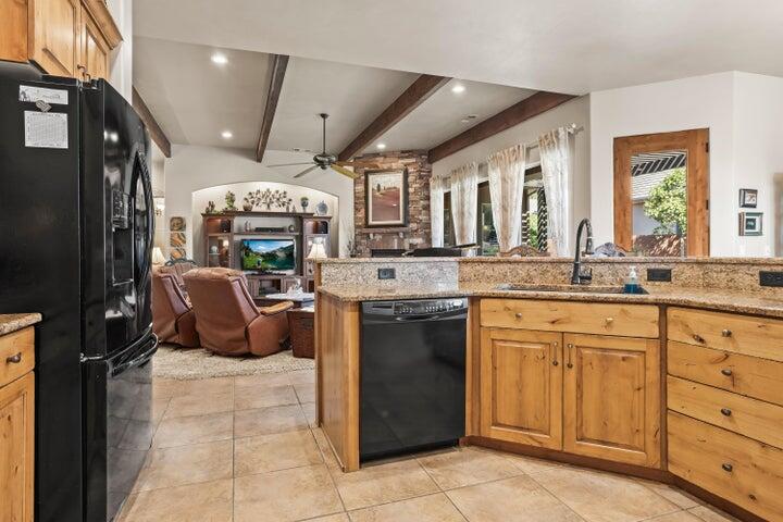 SILVERSTONE AT GREEN SPRINGS - Residential