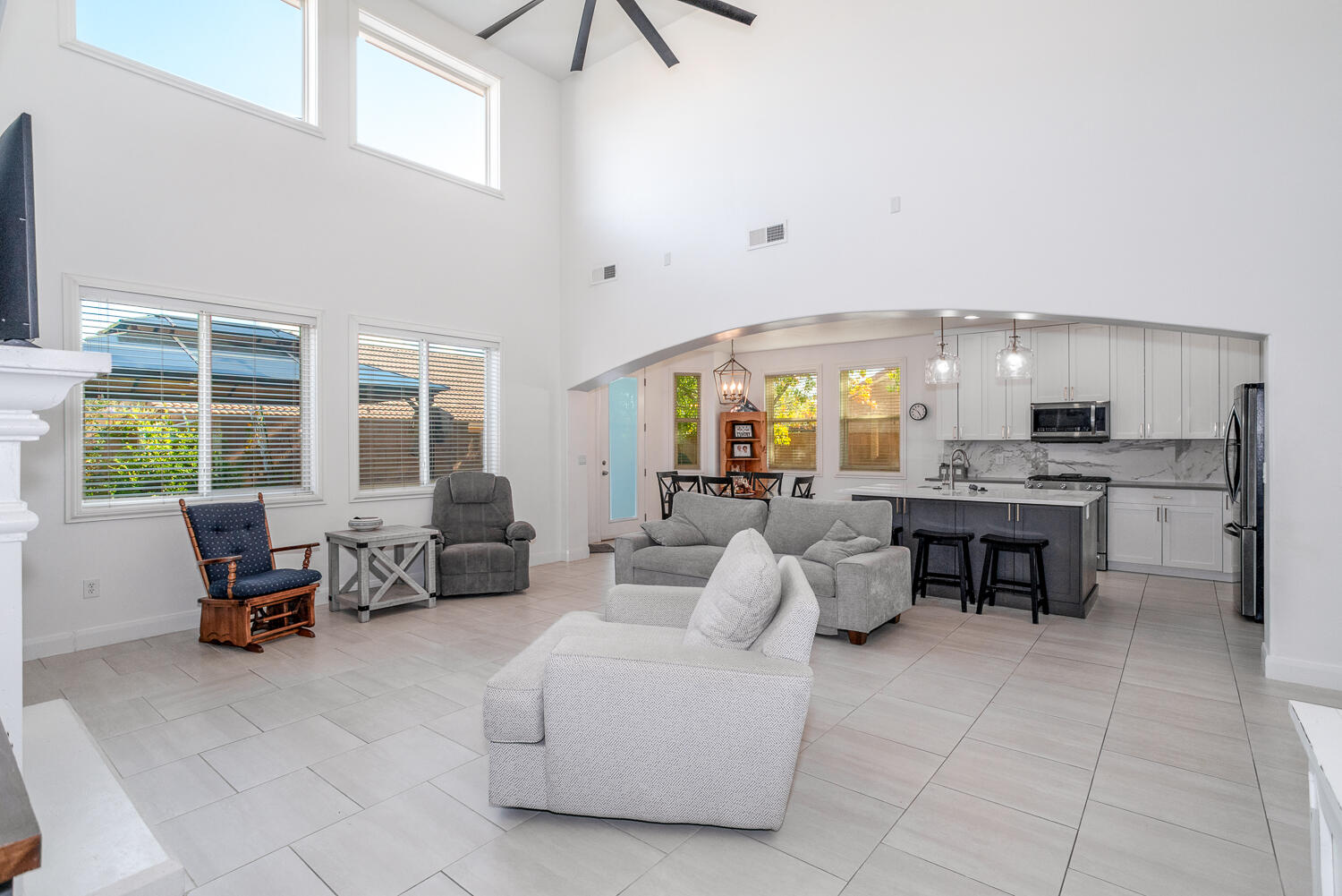 ESTATES AT HIDDEN VALLEY - Residential